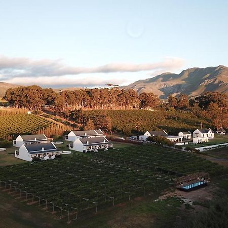 Endless Vineyards At Wildekrans Wine Estate Pensionat Botrivier Exteriör bild